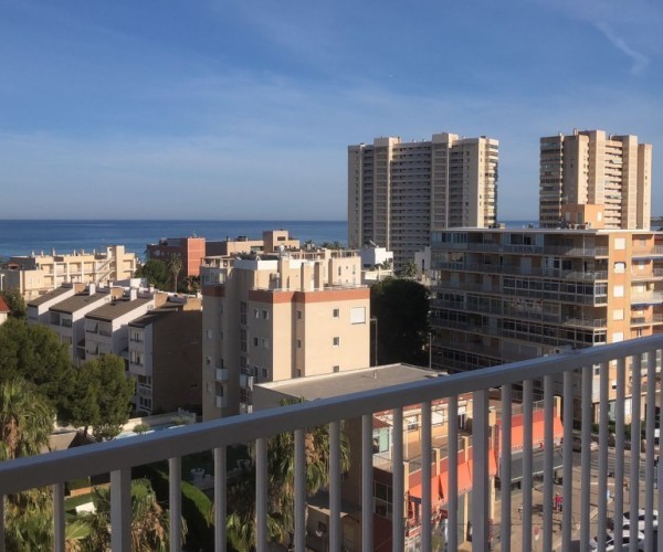 BONITO PISO EN EL CAMPELLO