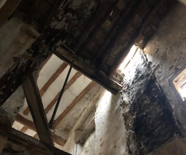 EXCELENTE CASA DE PUEBLO EN BOCAIRENT 