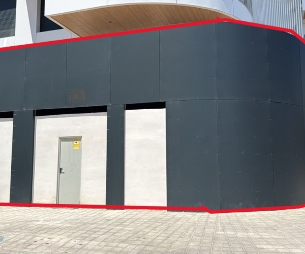 AMAZING COMMERCIAL PREMISES IN PERIODISTA TIRSO MARÍN PAU 5